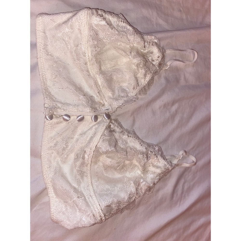 White bralette/crop top